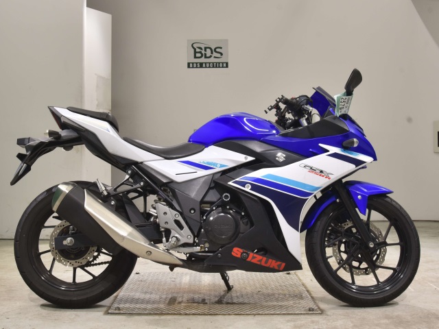 Suzuki GSX250R