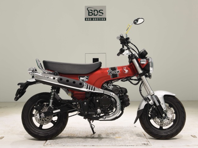 Honda DAX125 2022