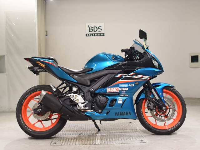 Yamaha YZF-R25A 2021