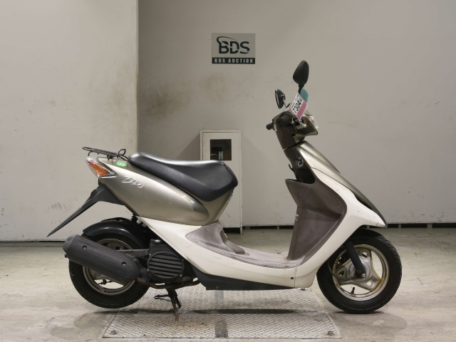 Honda DIO-5 2004
