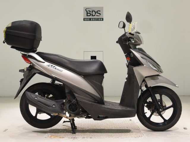 Suzuki ADDRESS V110
