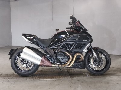 Ducati DIAVEL 2011