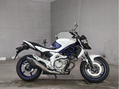 Suzuki GLADIUS SFV650 2010