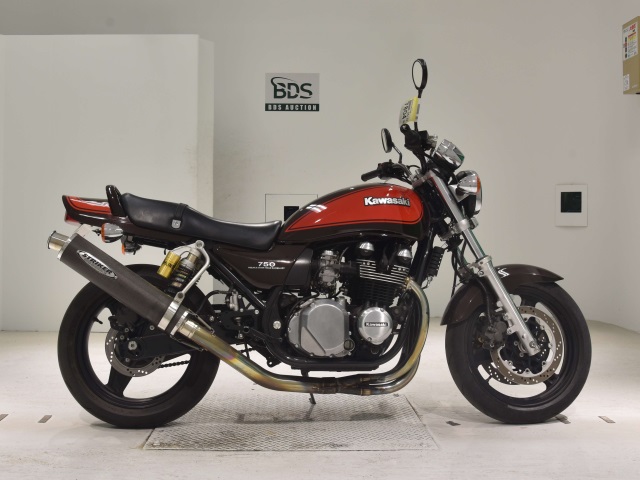 Kawasaki ZEPHYR750 2007