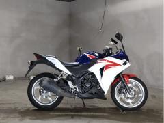 Honda CBR250R 2011