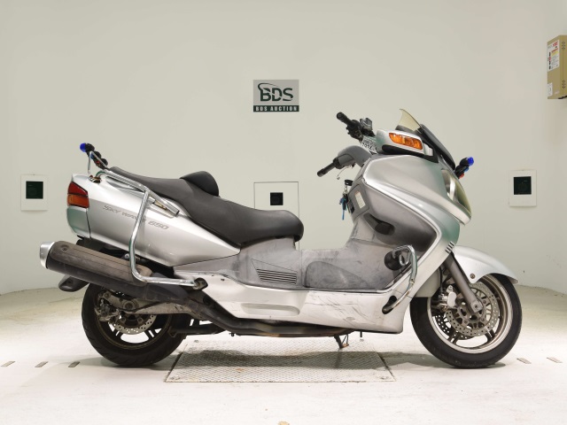 Suzuki SKYWAVE 650K 2005