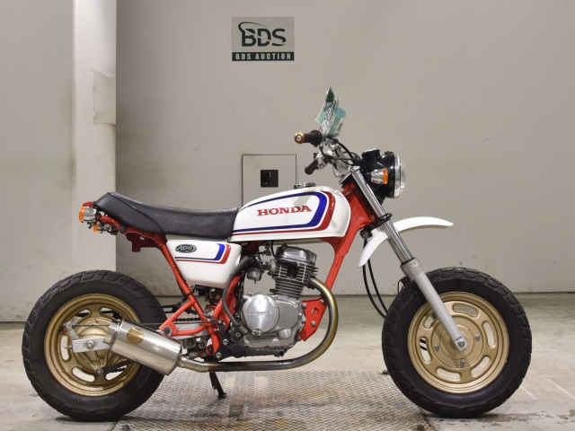 Honda APE50 2006