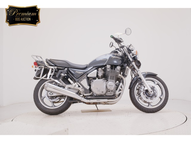 Kawasaki ZEPHYR1100 2025