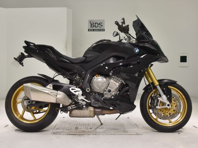 BMW S1000XR 2017