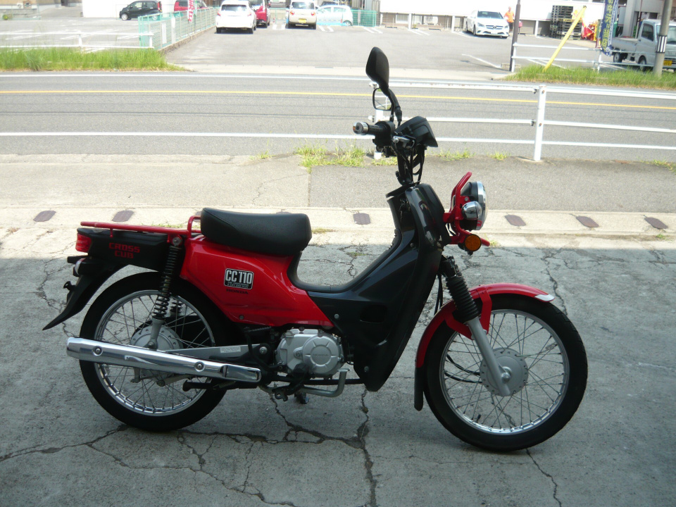 Honda CC110 CROSSCUB 2016