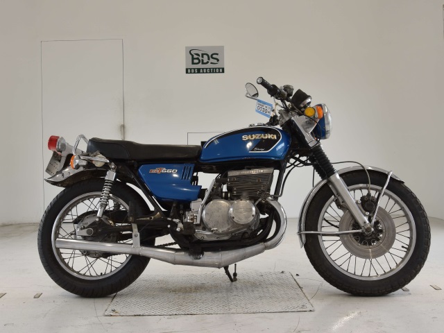 Suzuki GT550