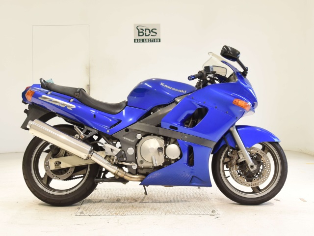 Kawasaki ZZ-R400 2004