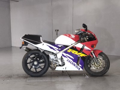 Honda RVF400 1999