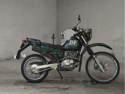 Suzuki DF200E