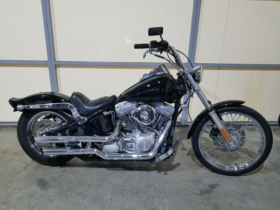 HD HARLEY FXST 2001