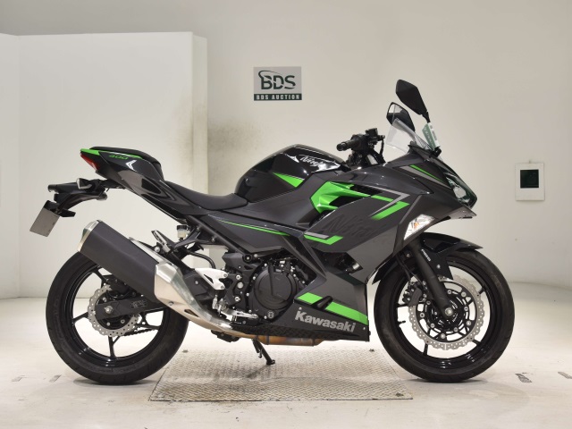 Kawasaki NINJA400 2023