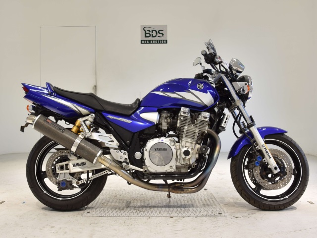 Yamaha XJR1300 2006