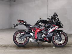 Kawasaki NINJA ZX-25R KRT 2021