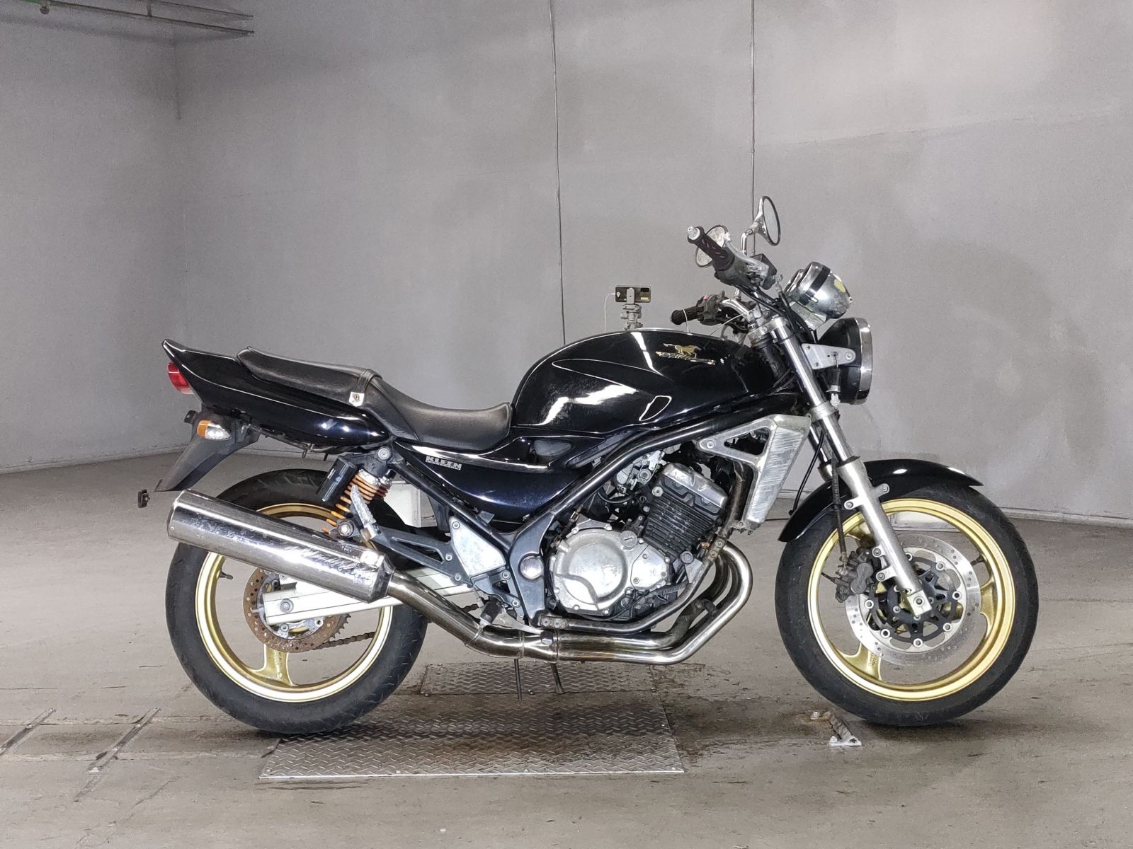 Kawasaki BALIUS ZR250 2002