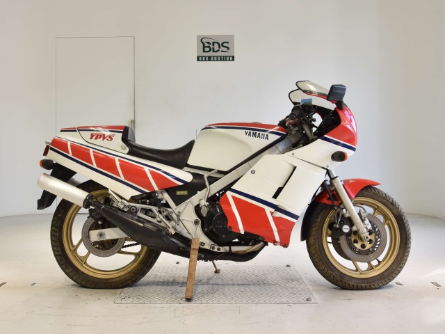 Yamaha RZV500R 1985