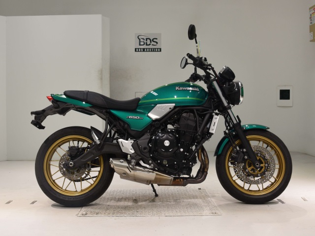 Kawasaki Z650RS 2023