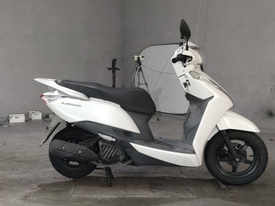 Honda LEAD125 2015