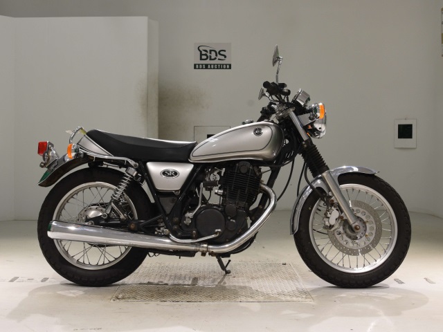 Yamaha SR400 2004