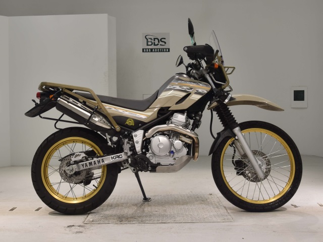 Yamaha SEROW XT250 2016