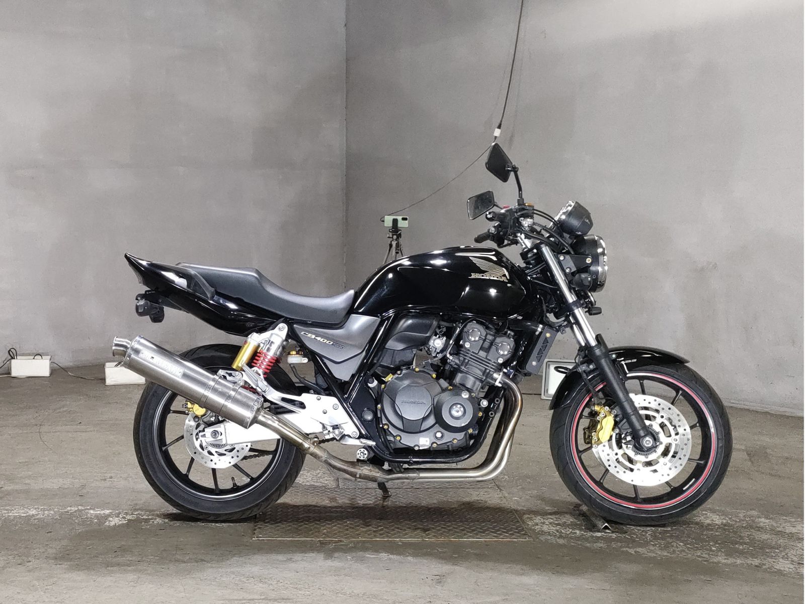 Honda CB400SFV 2017