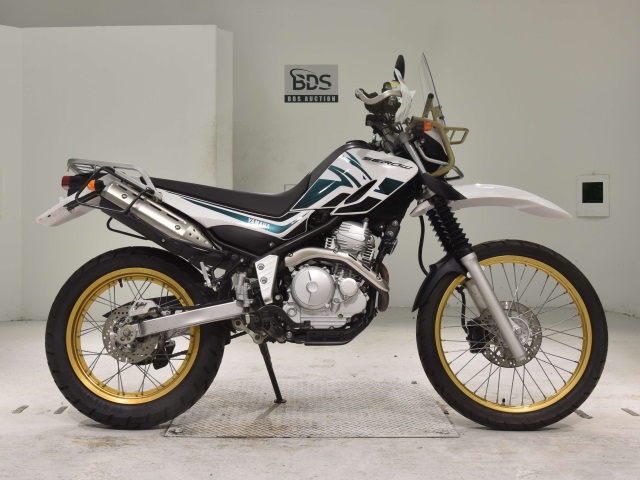 Yamaha SEROW XT250 2012
