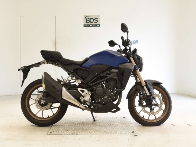 Honda CB250R 2019