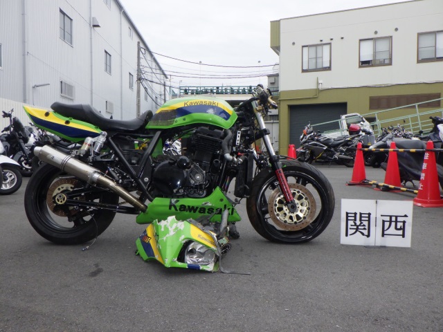 Kawasaki ZRX1200S 2004