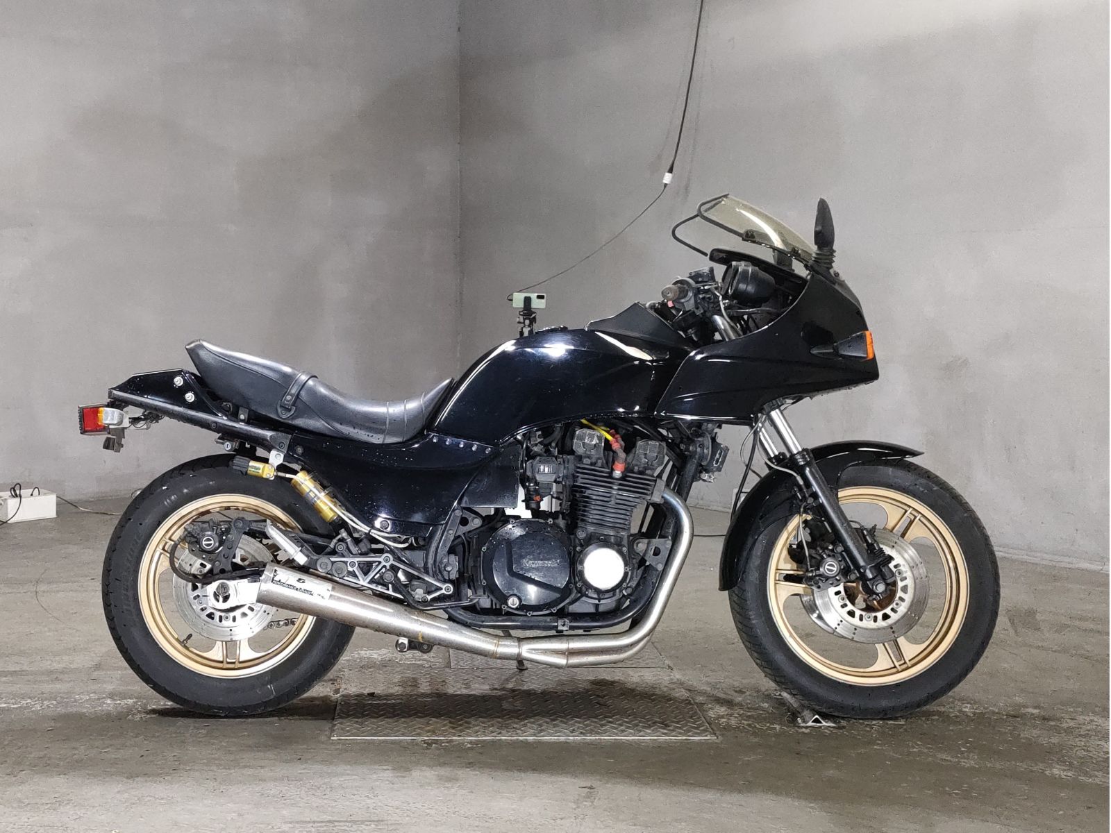 Kawasaki GPZ1100 1983