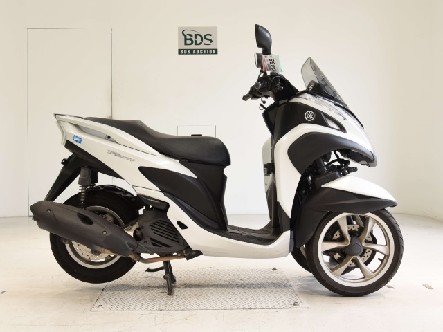 Yamaha TRICITY MW125 2001
