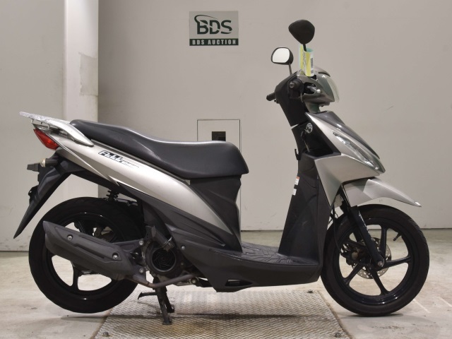Suzuki ADDRESS V110