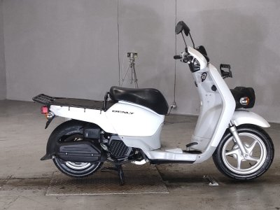 Honda CC50 CROSSCUB 2016