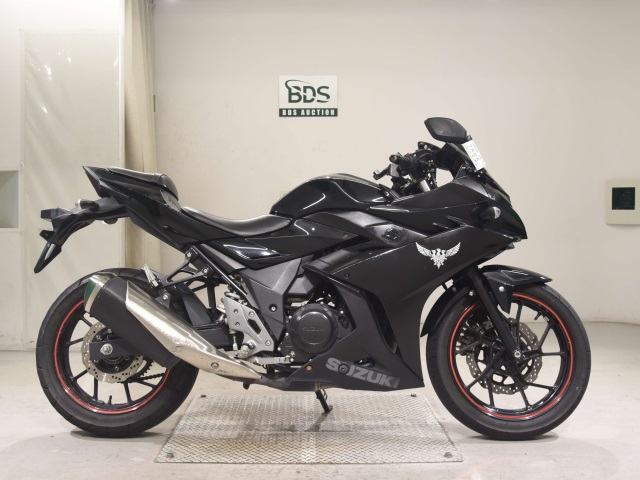 Suzuki GSX250R