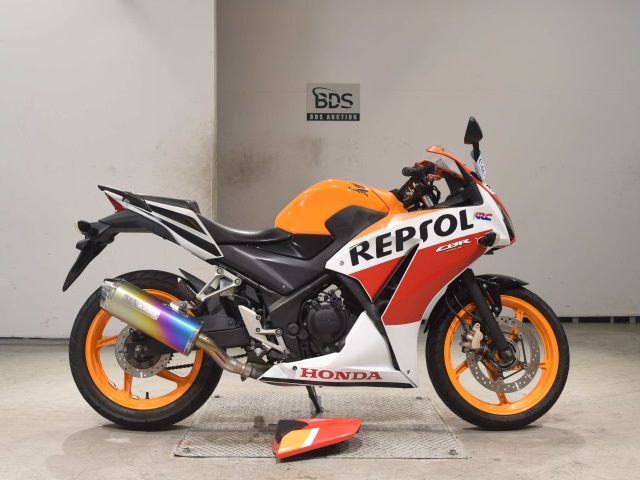 Honda CBR250RA 2015