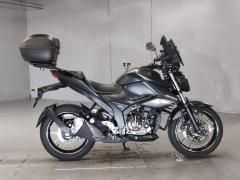 Suzuki GIXXER250SF