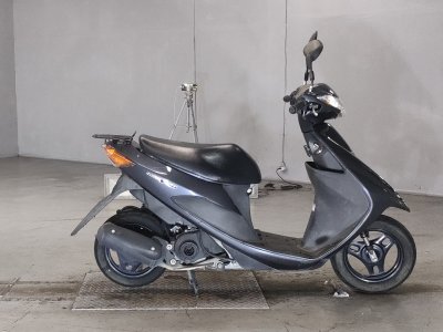 Suzuki ADDRESS V50