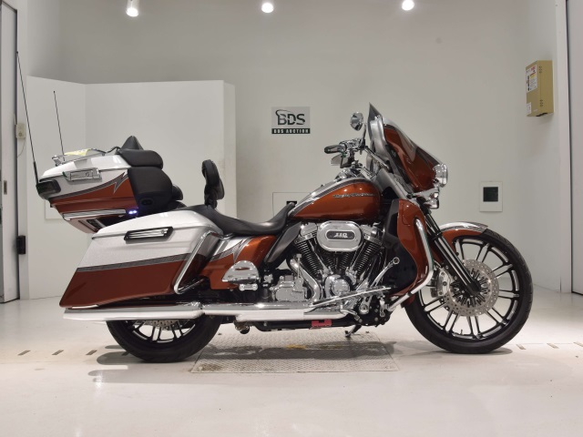 HD ELECTRA GLIDE FLHTKSE1800 2013