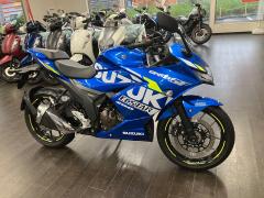Suzuki GIXXER250SF