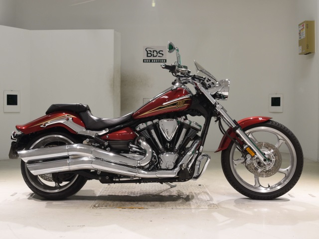 Yamaha RAIDER XV1900 2016