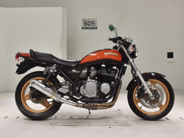 Kawasaki ZEPHYR750