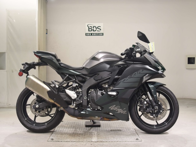 Kawasaki ZX-4R SE 2024