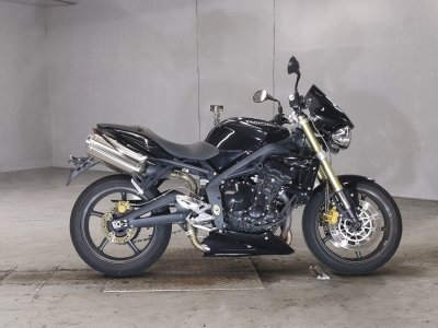 Triumph STREET TRIPLE 2011
