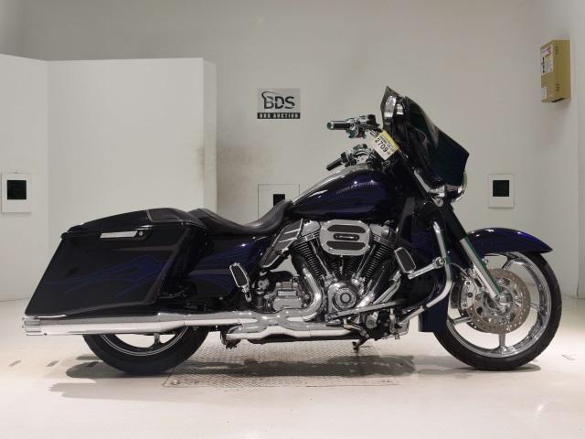 HD STREET GLIDE FLHXSE1800 2015