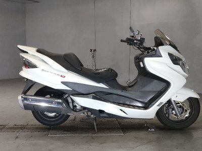 Suzuki SKYWAVE 250M
