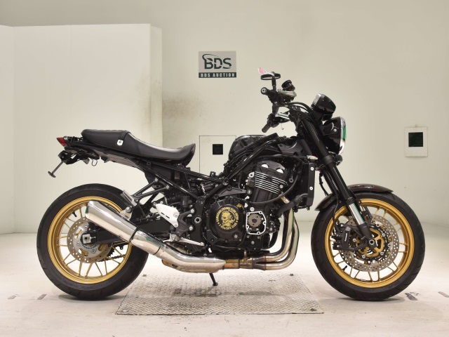Kawasaki Z900RS 2022