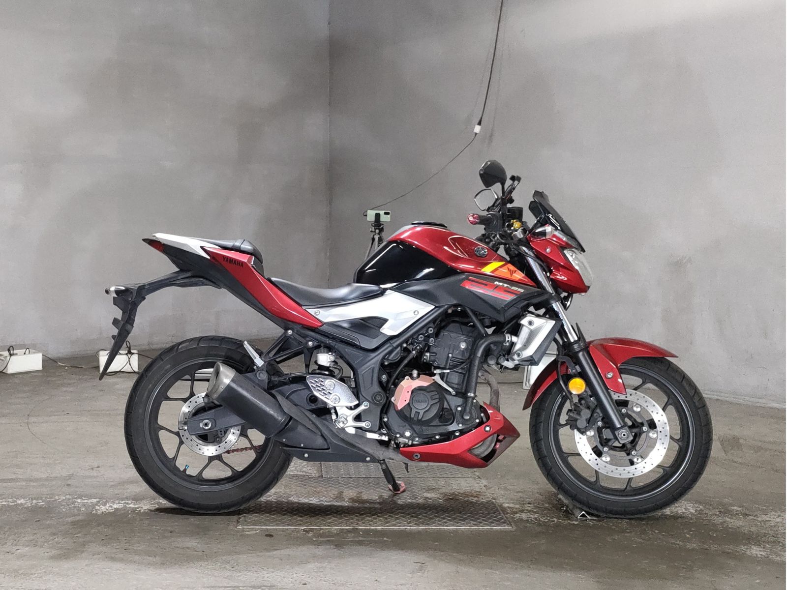 Yamaha MT-25 2016
